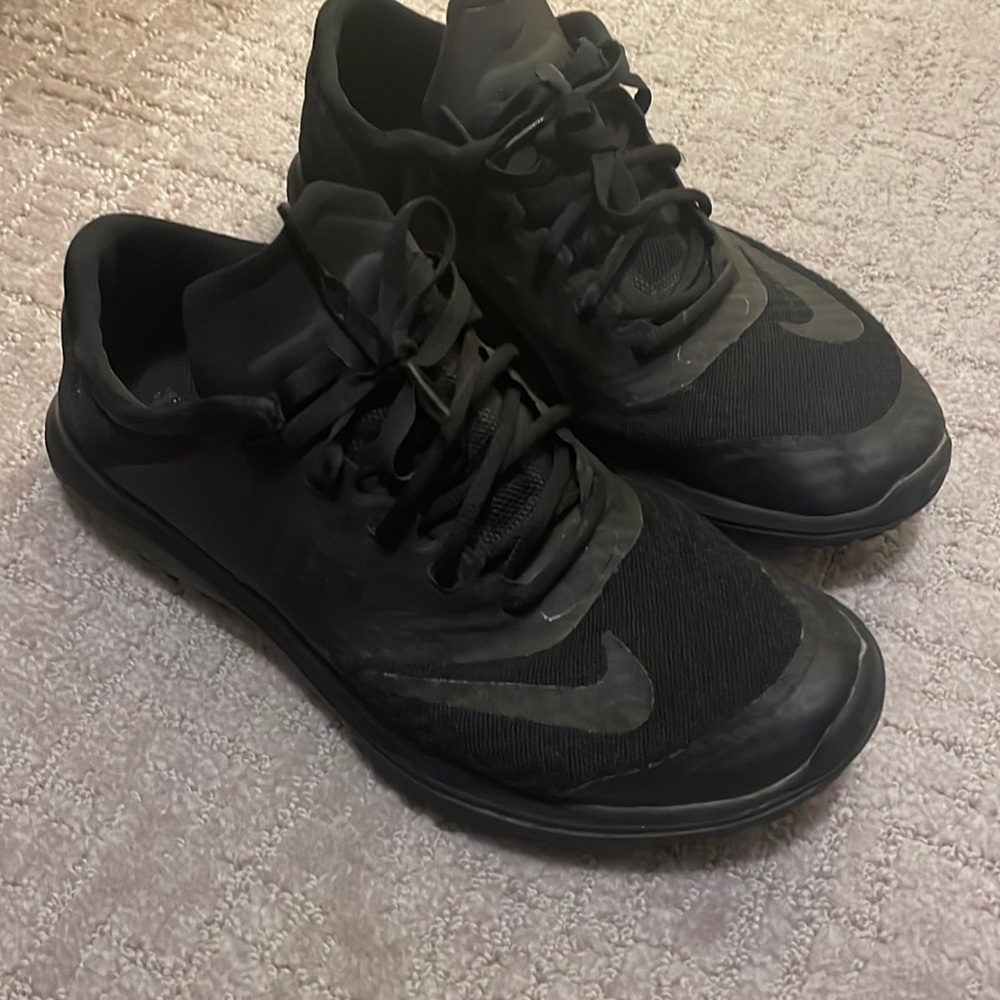 Nike all blacks